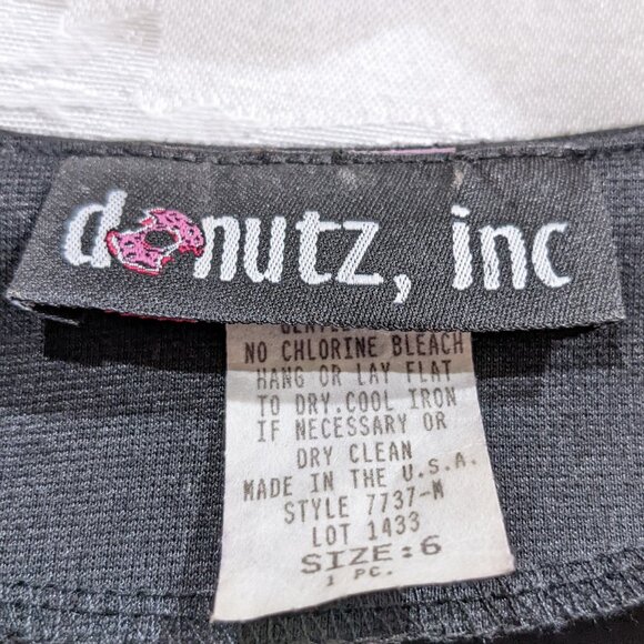 Vintage Y2K Little Black Dress 6 Queen Anne Sweetheart Neck Retro Mod Pockets - Picture 5 of 5